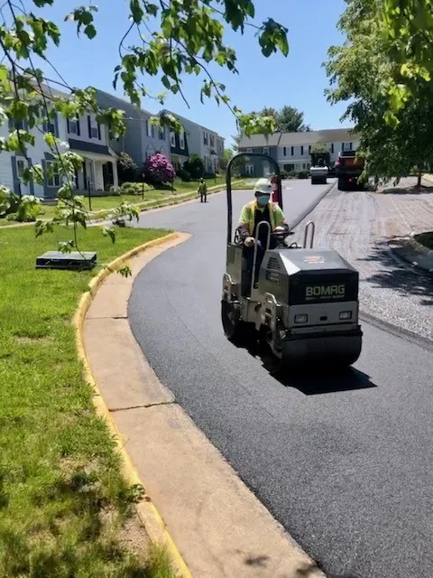 Read more about the article Parking lot paving, milling and concrete project near Centreville VA