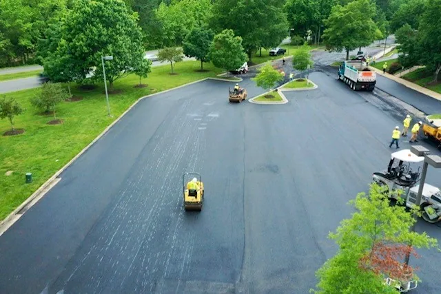 Read more about the article Commercial paving and asphalt milling project in Henrico County VA